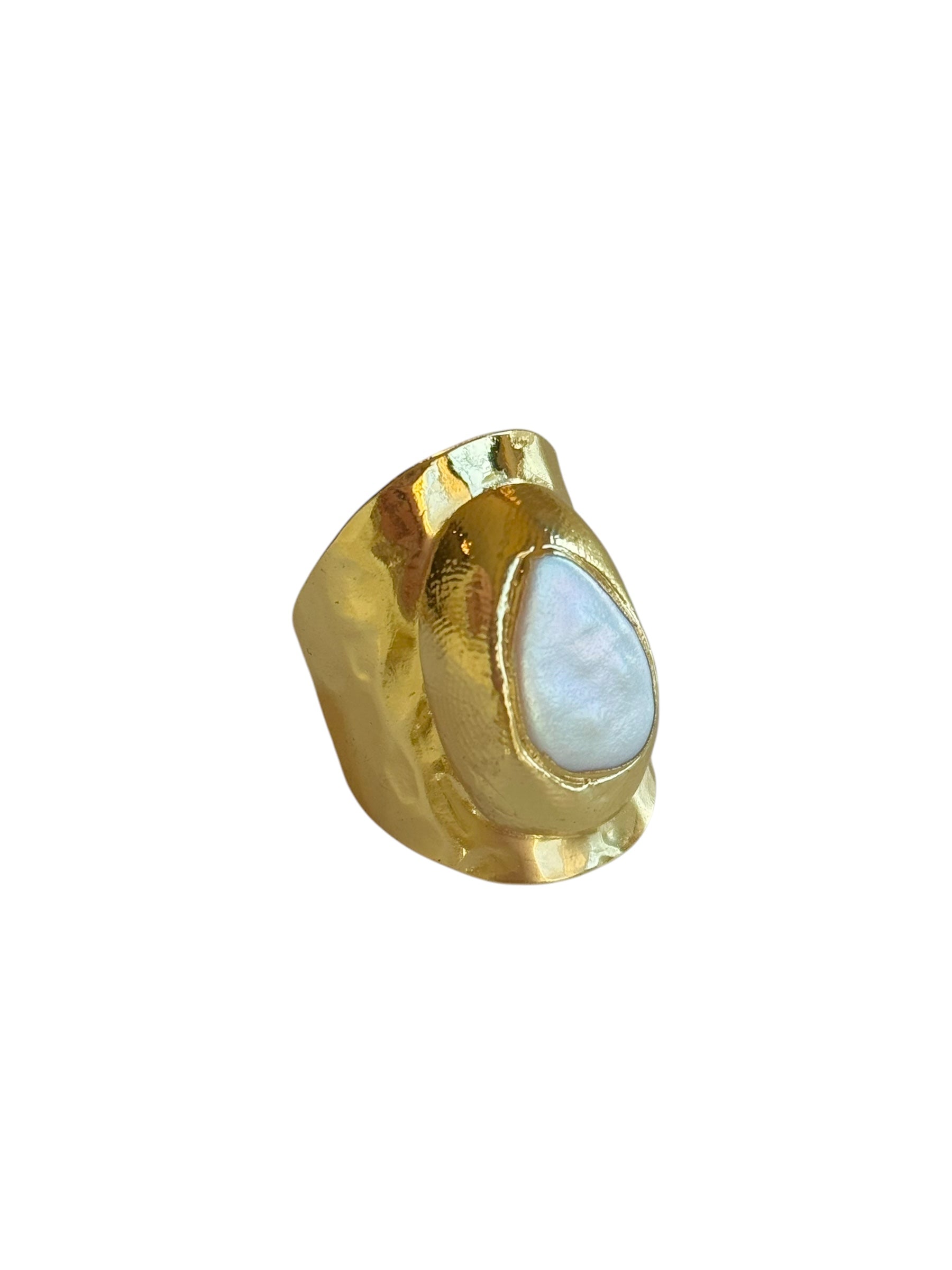 Teardrop Pearl Ring