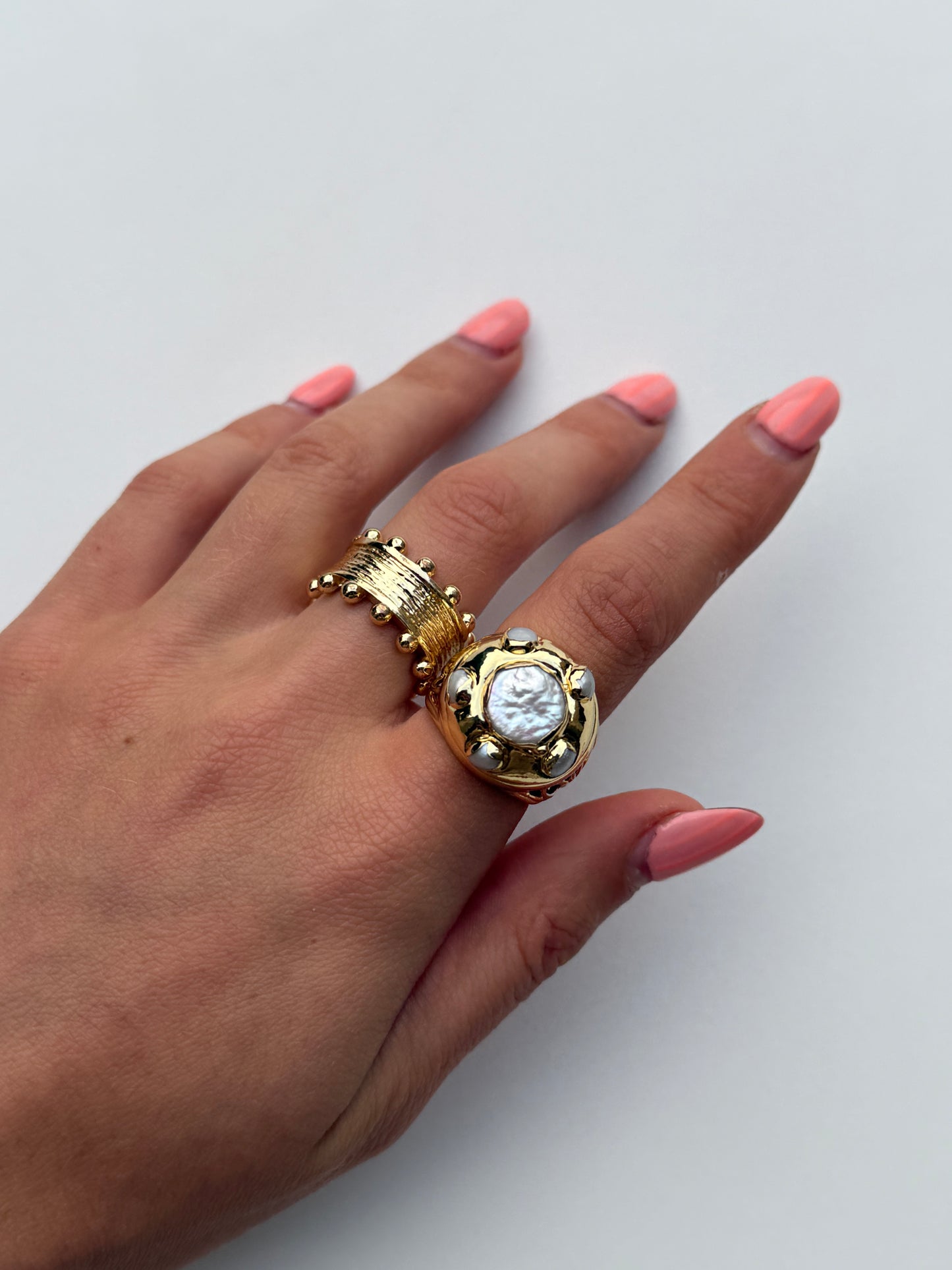 Arella Ring