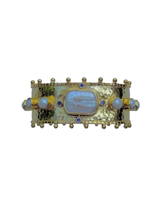 Solea Pearl Bangle