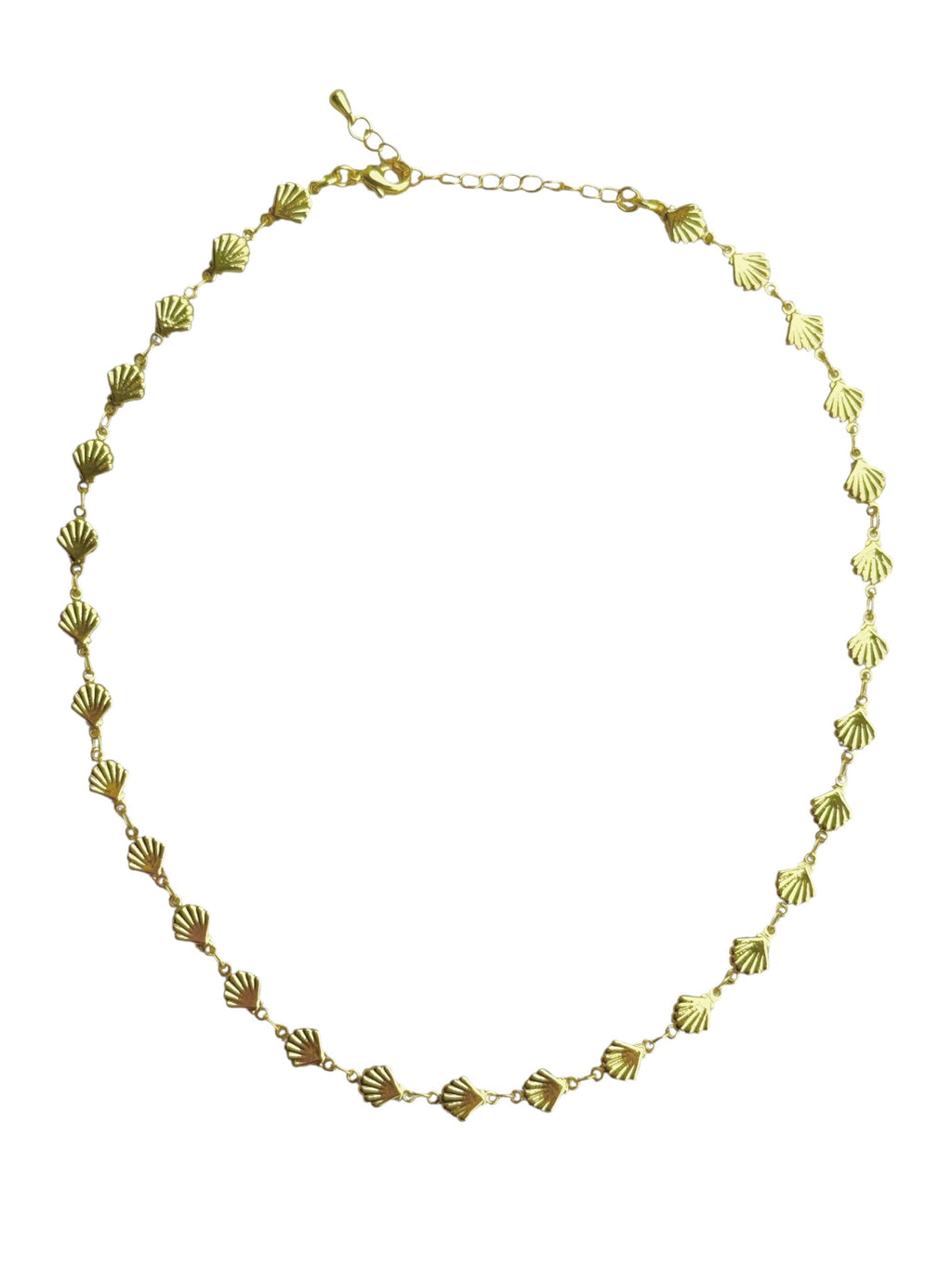 Short Shell Necklace