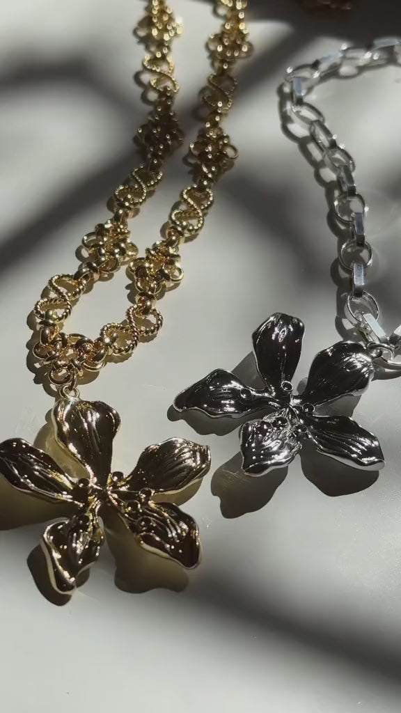 Flower Necklace